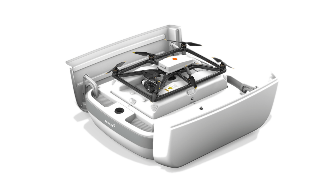 Fotokite white rooftop box open with drone inside