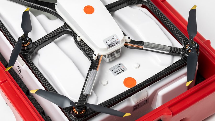 Fotokite Standard in its transport case